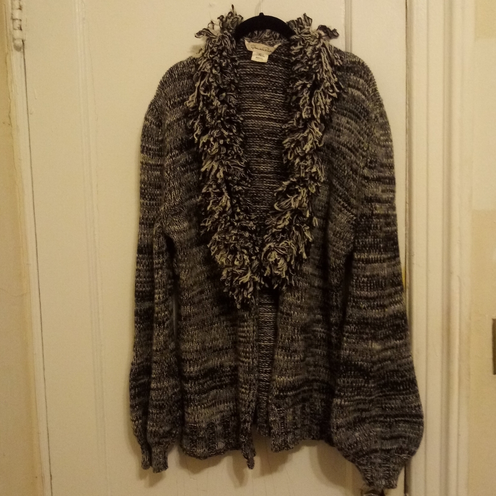 🎄🎅Cashmere sweater by Oscar De La Renta🎅🎄